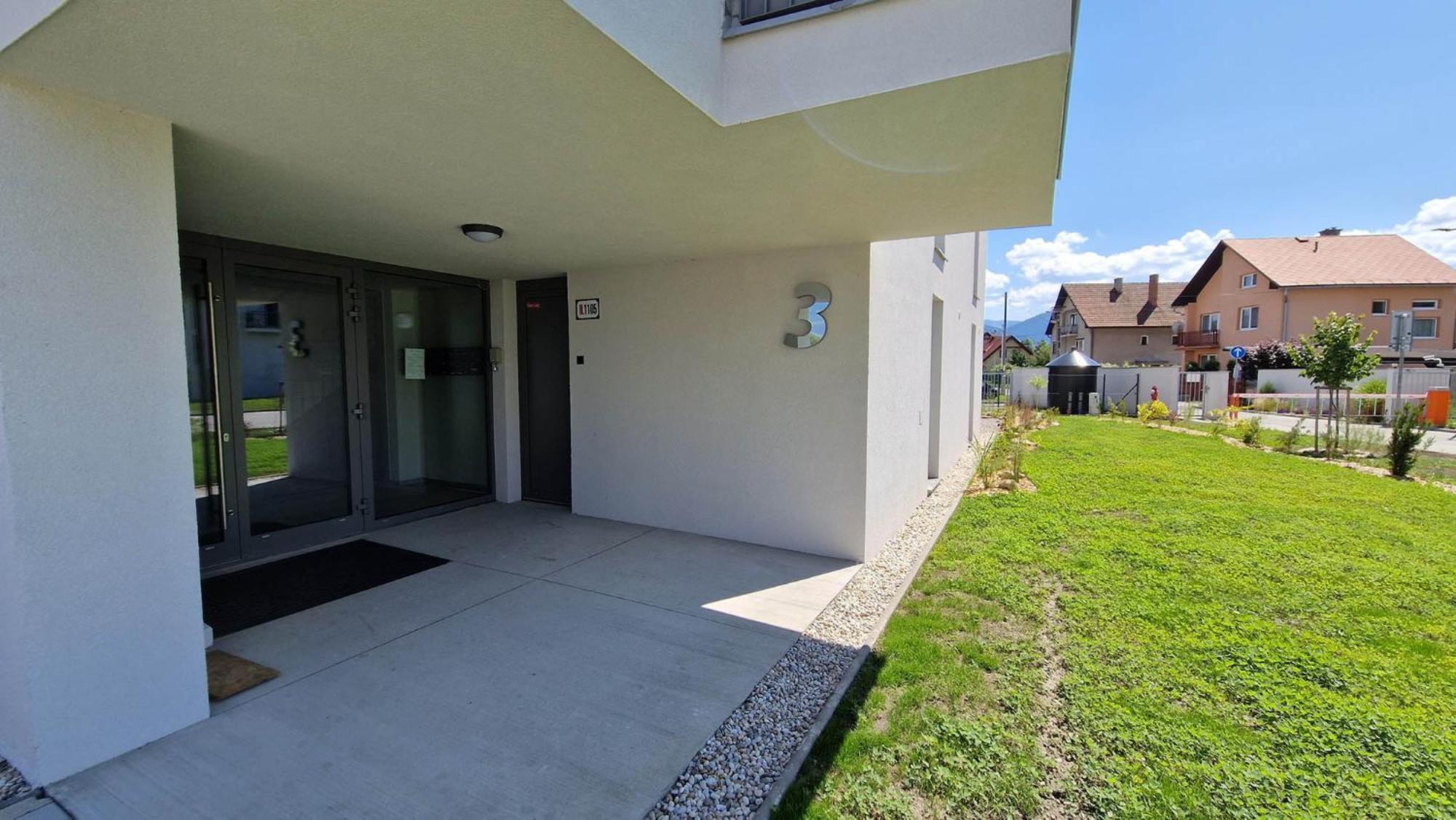 Hillshome - 84M2 Moderny Byt S Terasou Aj Saunou Liptovský Mikuláš エクステリア 写真
